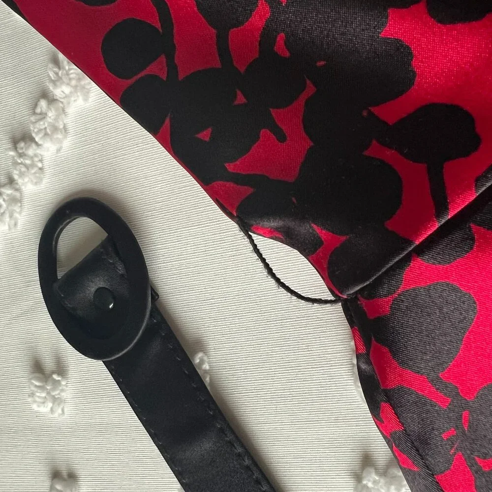 Maggy London Sleeveless Red and Black Satin Dress SIZE 8 - Picture 11 of 16